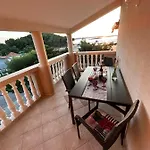 Marela Apartments Gostinjska kuća Drage