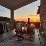 Marela Apartments Gostinjska kuća 3*