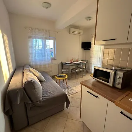Guest house Marela Apartments