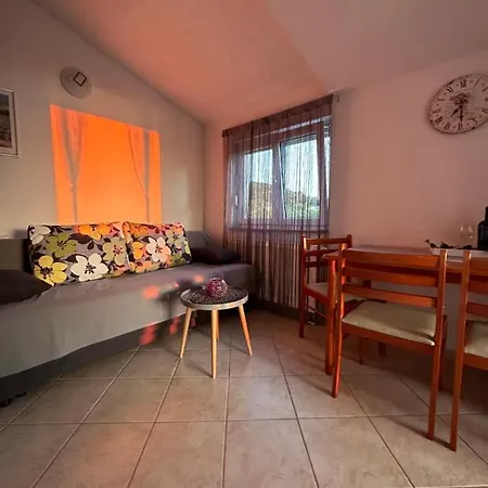 Guest house Marela Apartments Drage