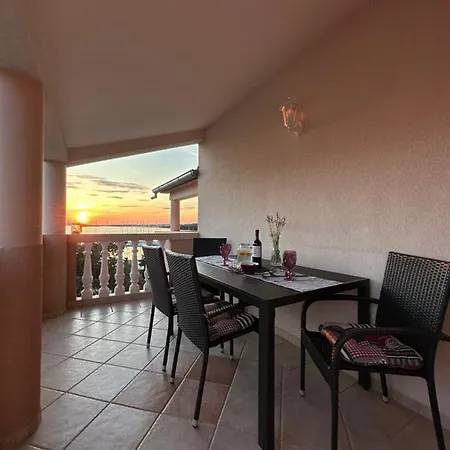 Marela בית הארחה 3*